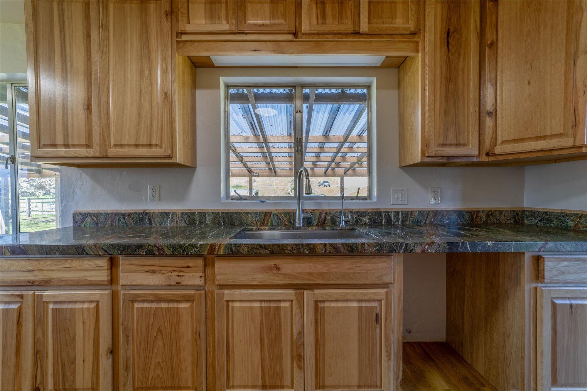 9198 Fort Seward Road Blocksburg, CA 95514 - Photo 12 of 61 Gallery Image 12