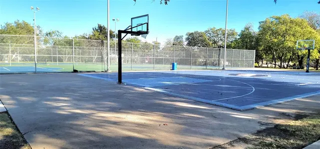 a view of a tennis court