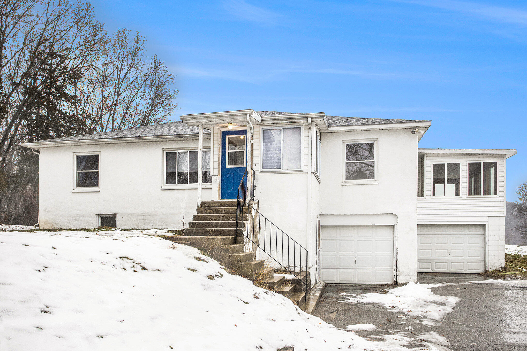 159 Morgan Road East Battle Creek, MI 49017 - Photo 1 of 24 002__90a2379_114