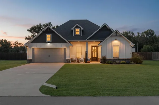 $429,000 | 14836 Turtle Creek Road, Flint, TX 75762