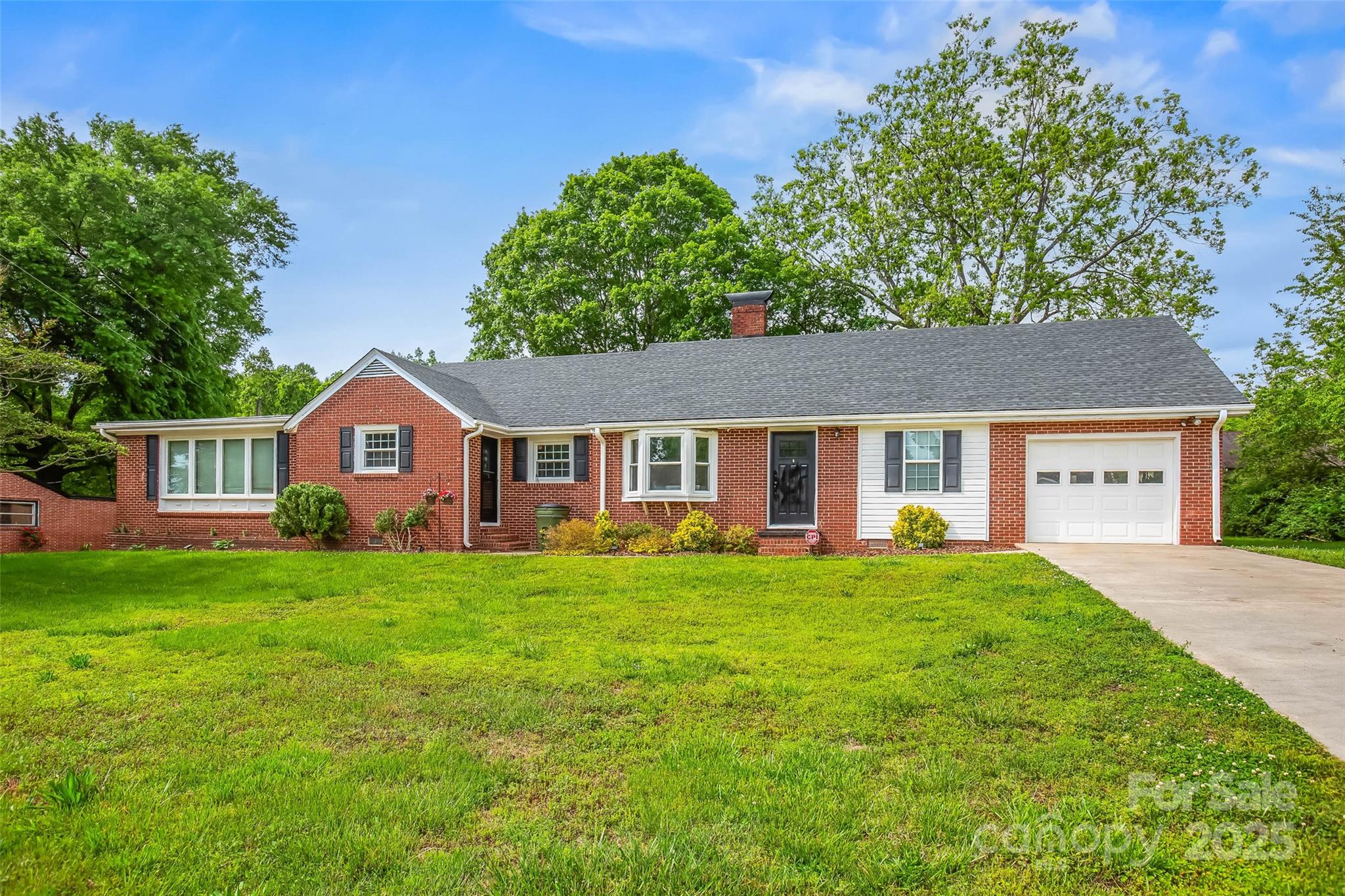 1078 Boones Cave Road Lexington, NC 27295 - Photo 3 of 40 Gallery Image 3