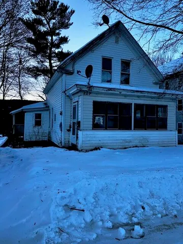 $28,000 | 229 Pine Street, Rumford, ME 04276