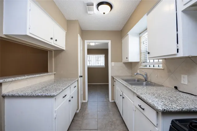 $143,000 | 11407 Murr Way, Houston, TX 77048