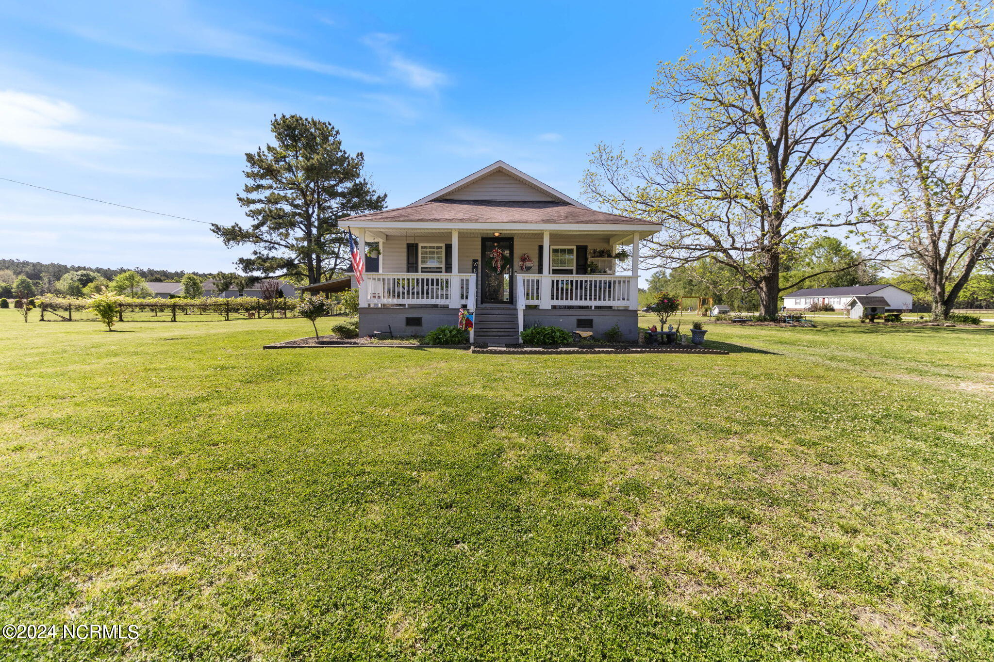 4367 M M Ray Road Clarendon, NC 28432 - Photo 1 of 39 Front Home View