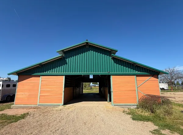 $990,000 | 6560 North Bethel Avenue, Clovis, CA 93619