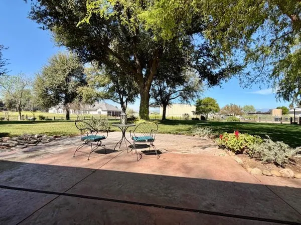 $990,000 | 6560 North Bethel Avenue, Clovis, CA 93619