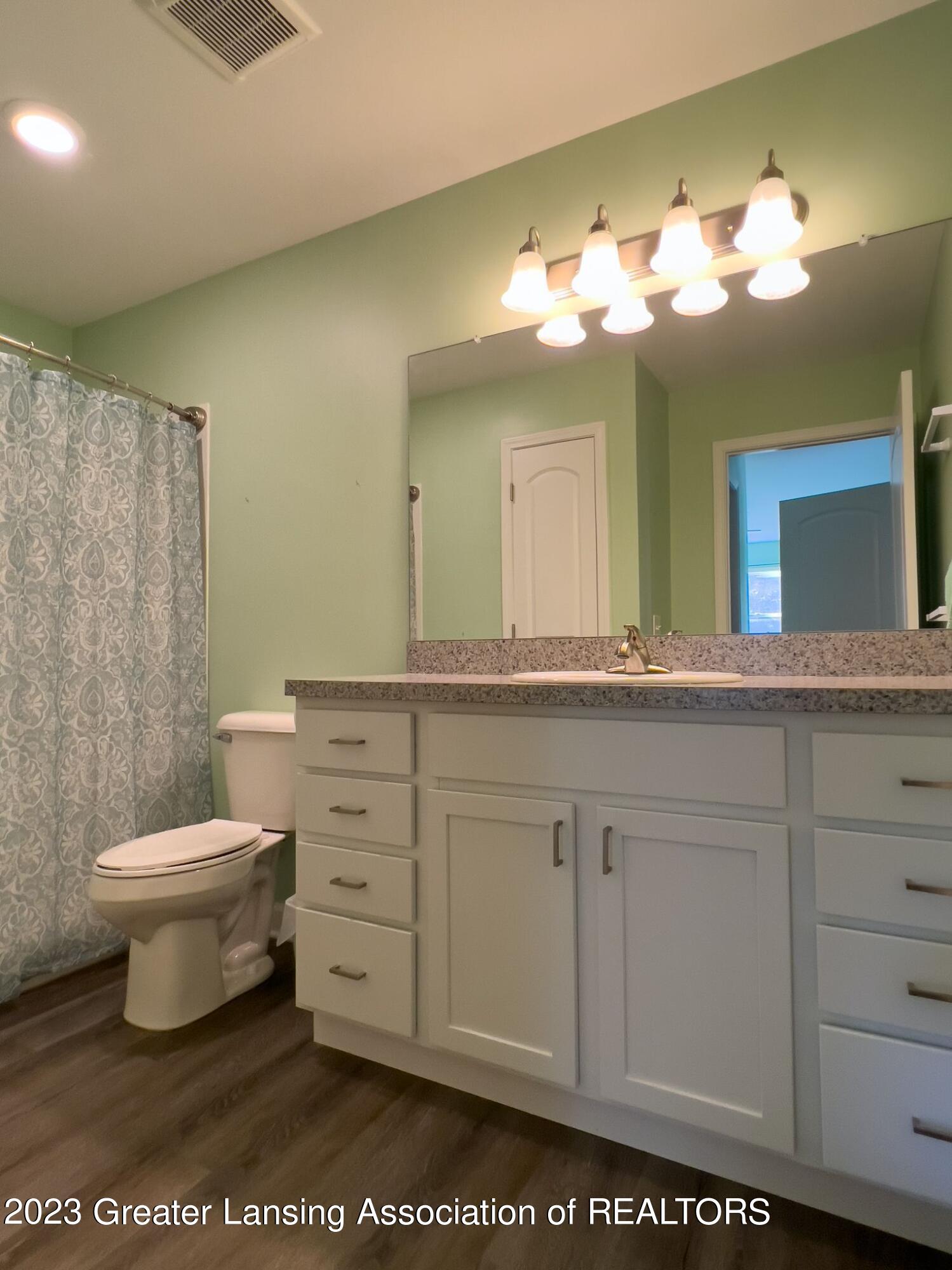 4009 Eastbridge Road Stockbridge, MI 49285 - Photo 13 of 26 Primary Bath