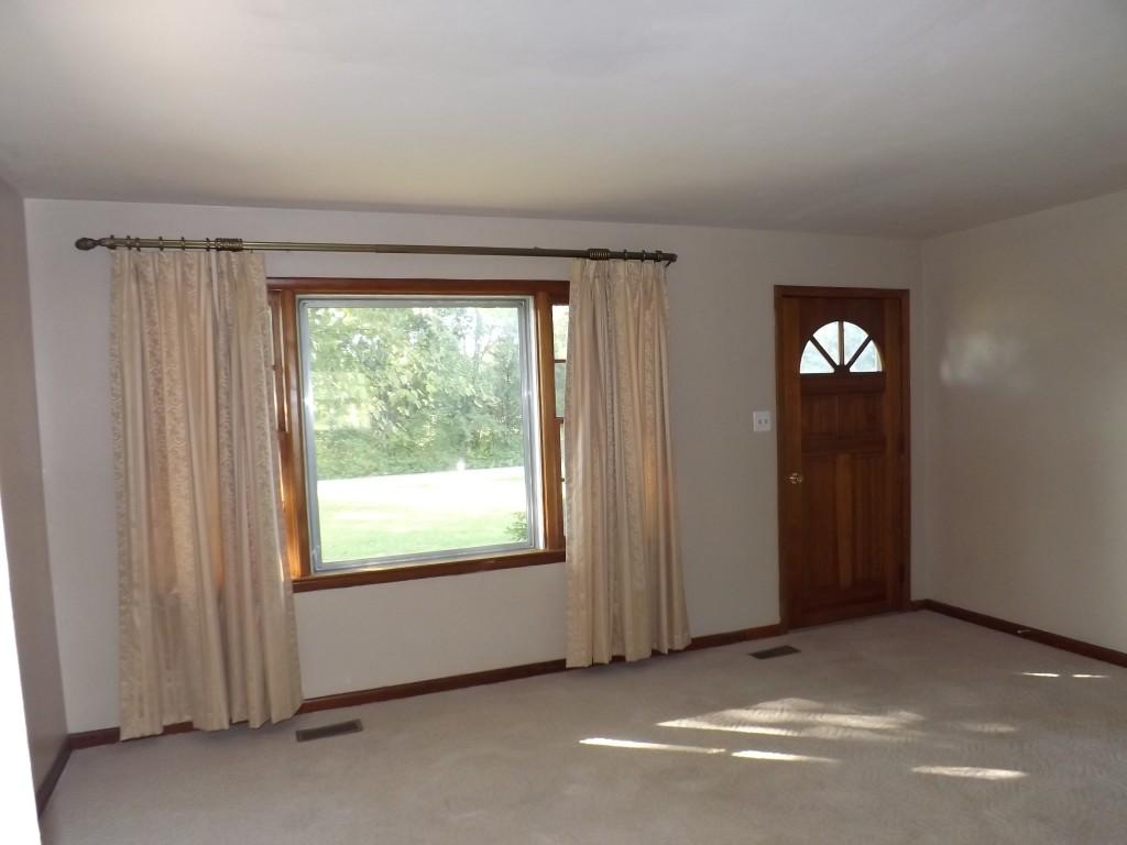 4874 Wolf Creek Road Spring City, TN 37381 - Photo 4 of 39 living room 2