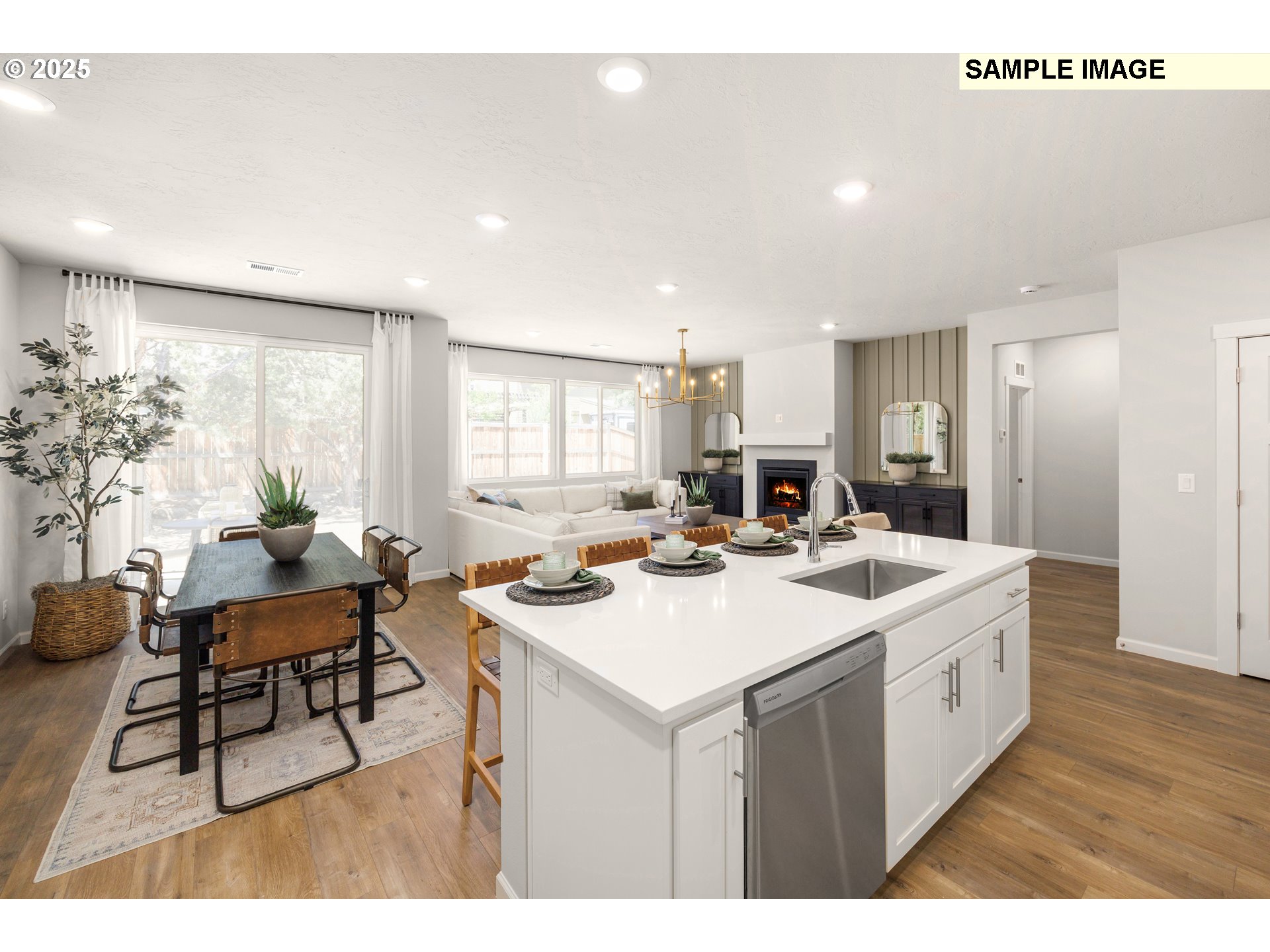 16658 Southwest Rubicon Lane Tigard, OR 97224 - Photo 7 of 24