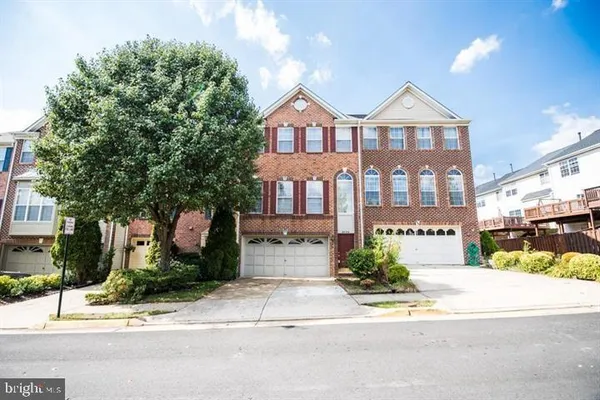 $3,650 | 8359 Regal Oak Court, Springfield, VA 22152