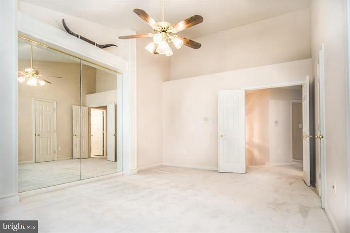 8359 Regal Oak Court Springfield, VA 22152 - Photo 18 of 38