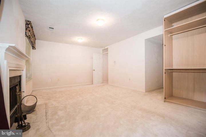 8359 Regal Oak Court Springfield, VA 22152 - Photo 25 of 38