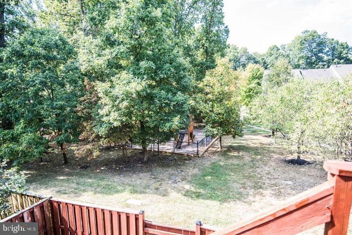 8359 Regal Oak Court Springfield, VA 22152 - Photo 34 of 38