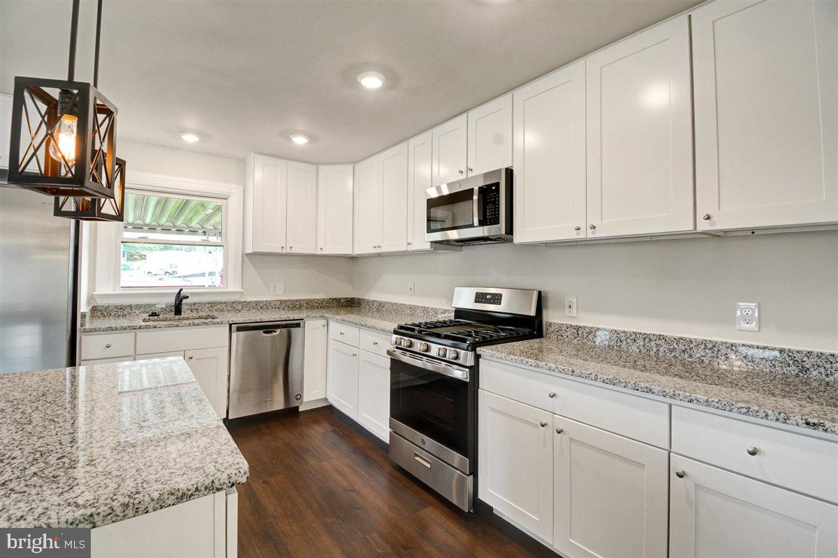 6315 Magdolena Road Baltimore, MD 21237 - Photo 12 of 39