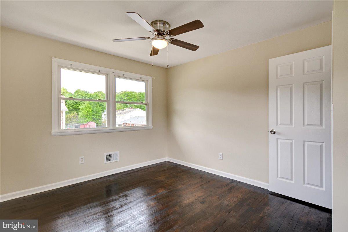 6315 Magdolena Road Baltimore, MD 21237 - Photo 23 of 39