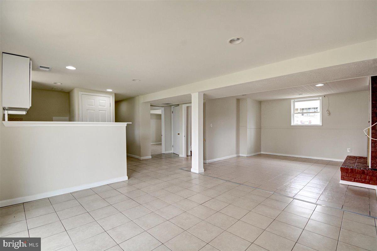 6315 Magdolena Road Baltimore, MD 21237 - Photo 26 of 39
