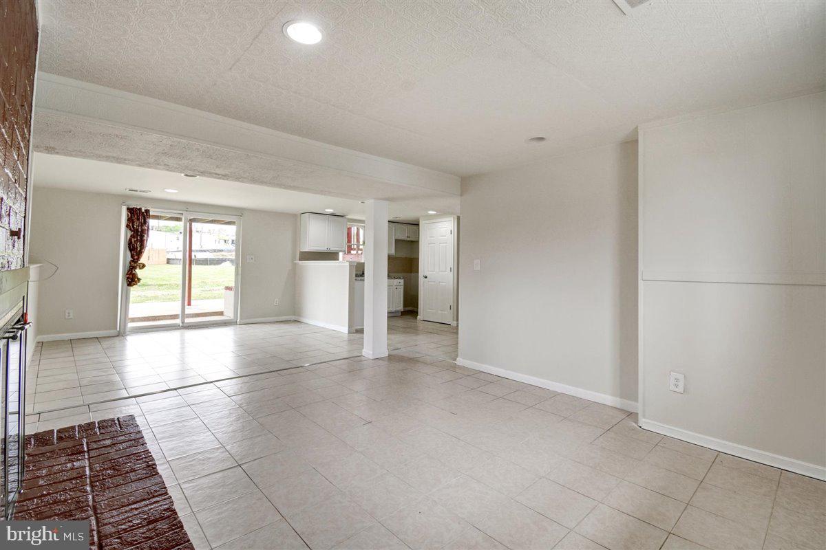6315 Magdolena Road Baltimore, MD 21237 - Photo 29 of 39