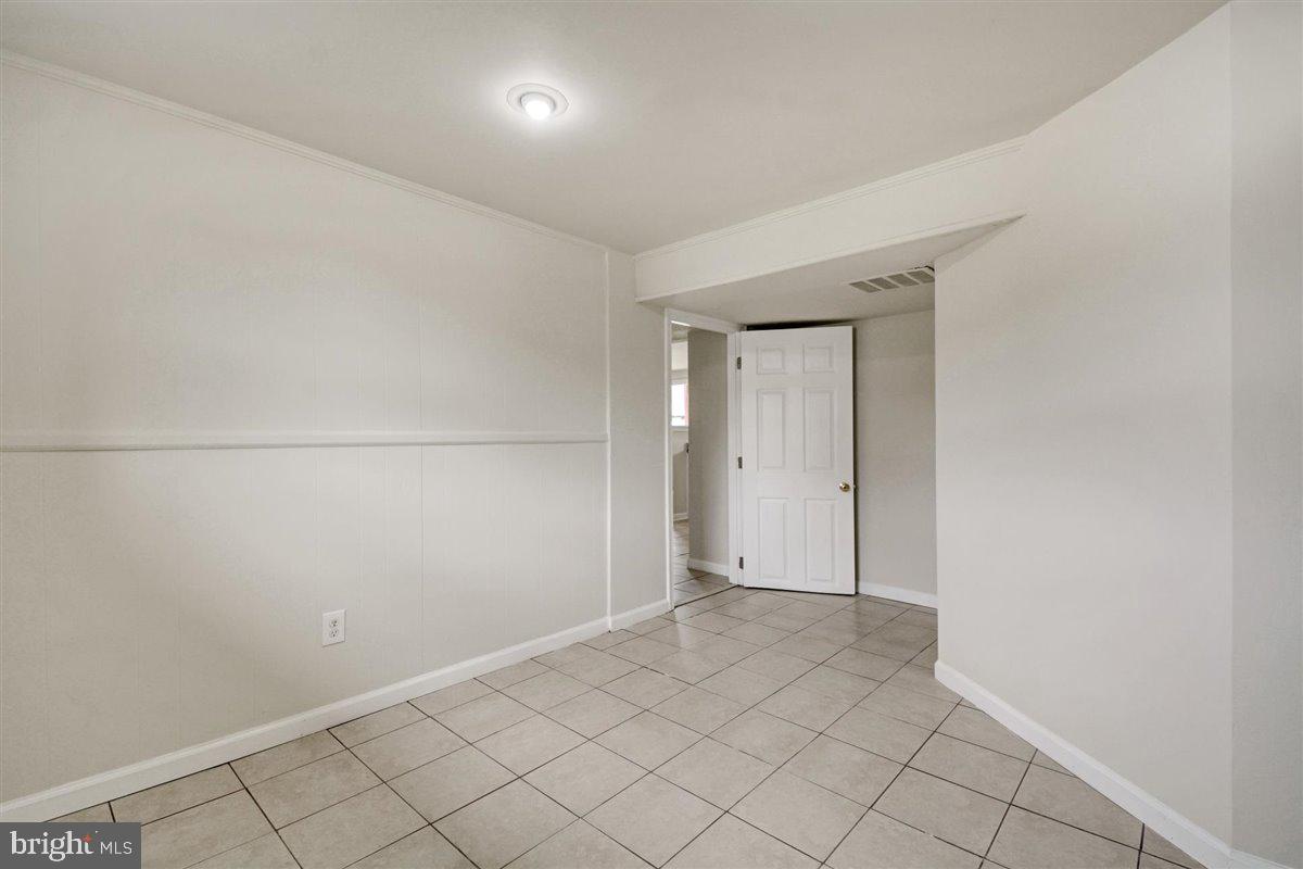6315 Magdolena Road Baltimore, MD 21237 - Photo 31 of 39