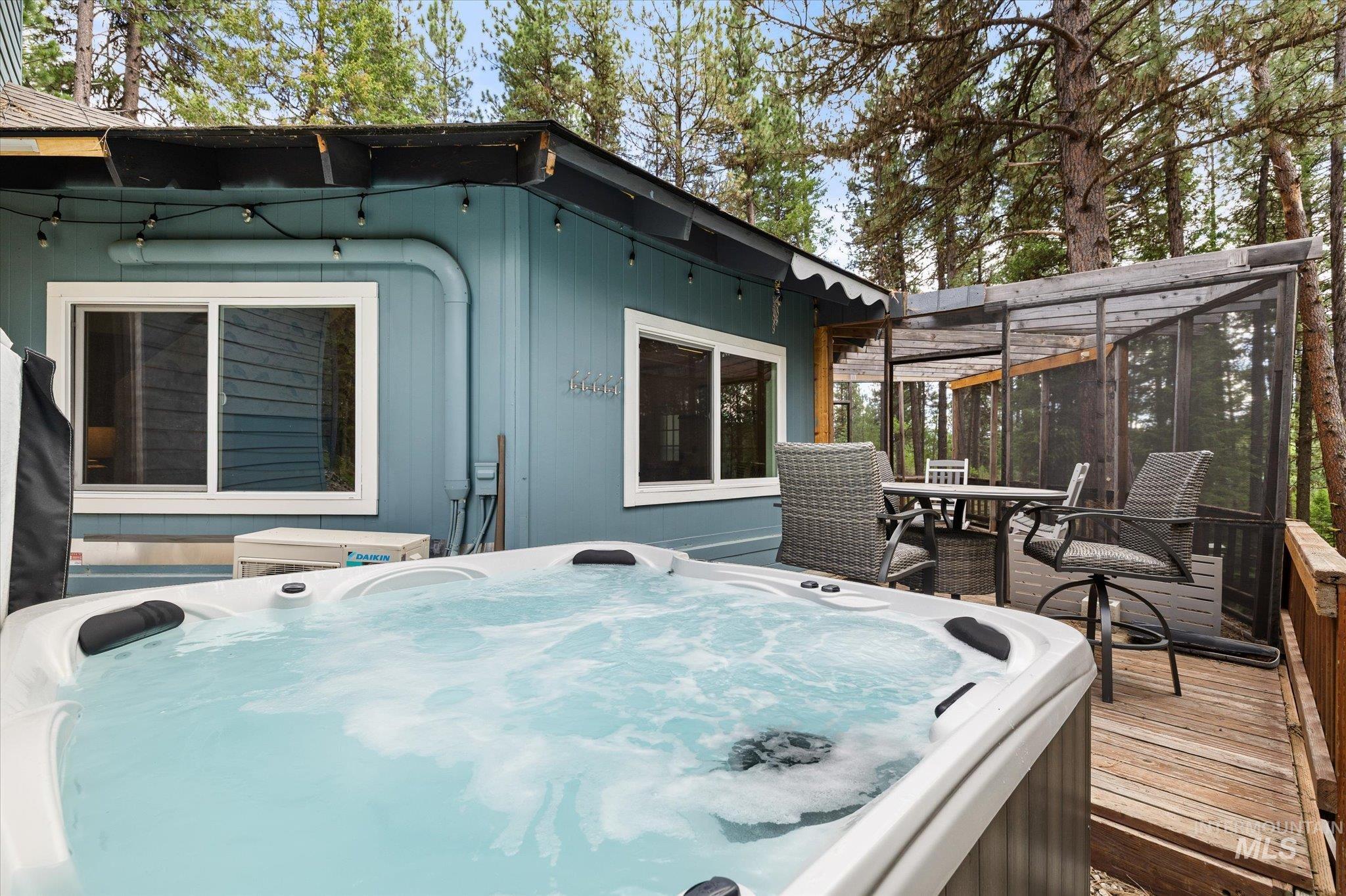 9785 Edna Place Cascade, ID 83611 - Photo 32 of 50