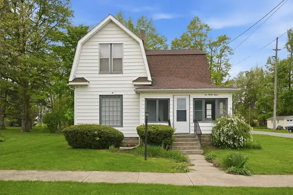 $249,900 | 127 North Kinney Street, Angola, IN 46703