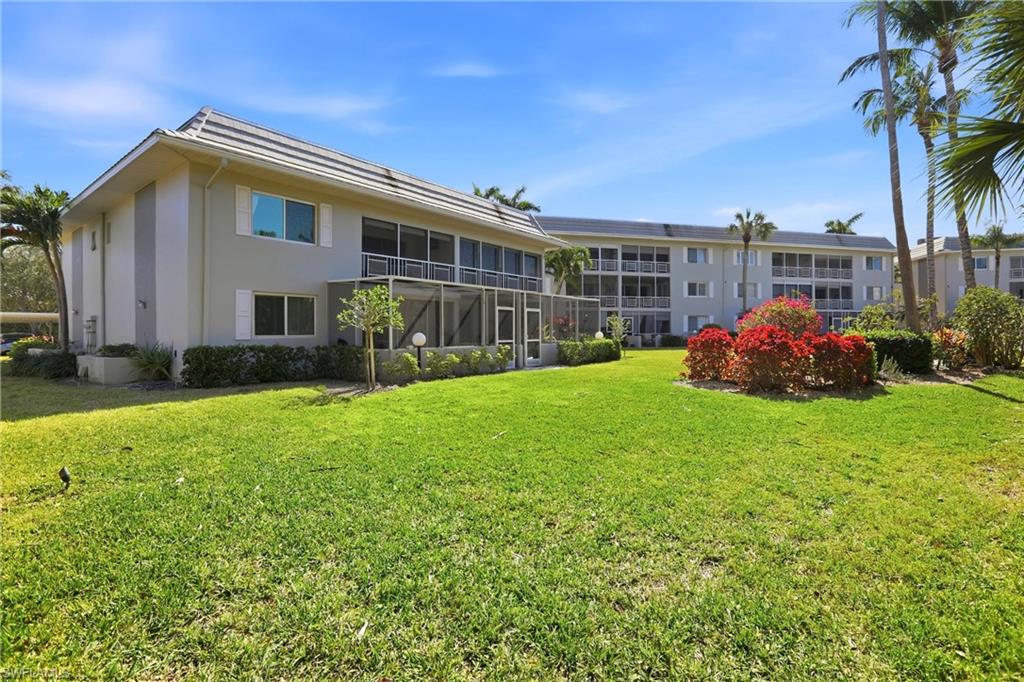 215 Cypress Way East, Unit E3 Naples, FL 34110 - Photo 36 of 48