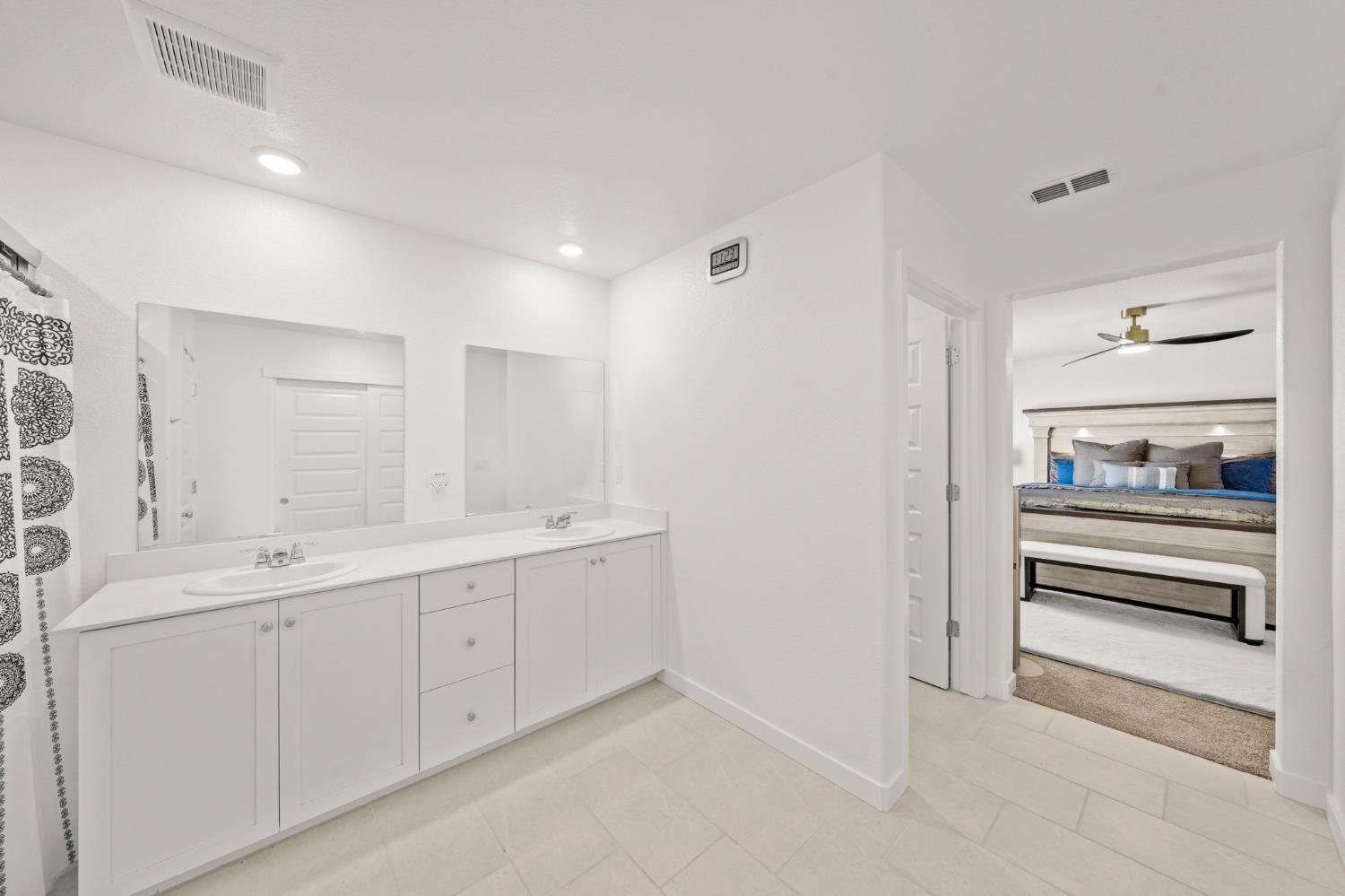 8488 Anker Way Elk Grove, CA 95757 - Photo 38 of 53
