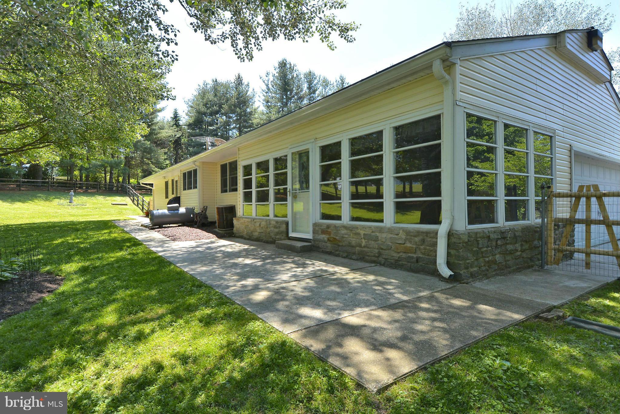 16441 Jm Pearce Road Monkton, MD 21111 - Photo 16 of 29 View of Sunroom from back of house