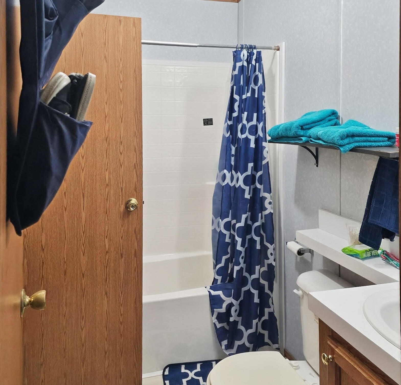 W10402 West Castle Mound Road Brockway, WI 54615 - Photo 12 of 19 Bathrooom1