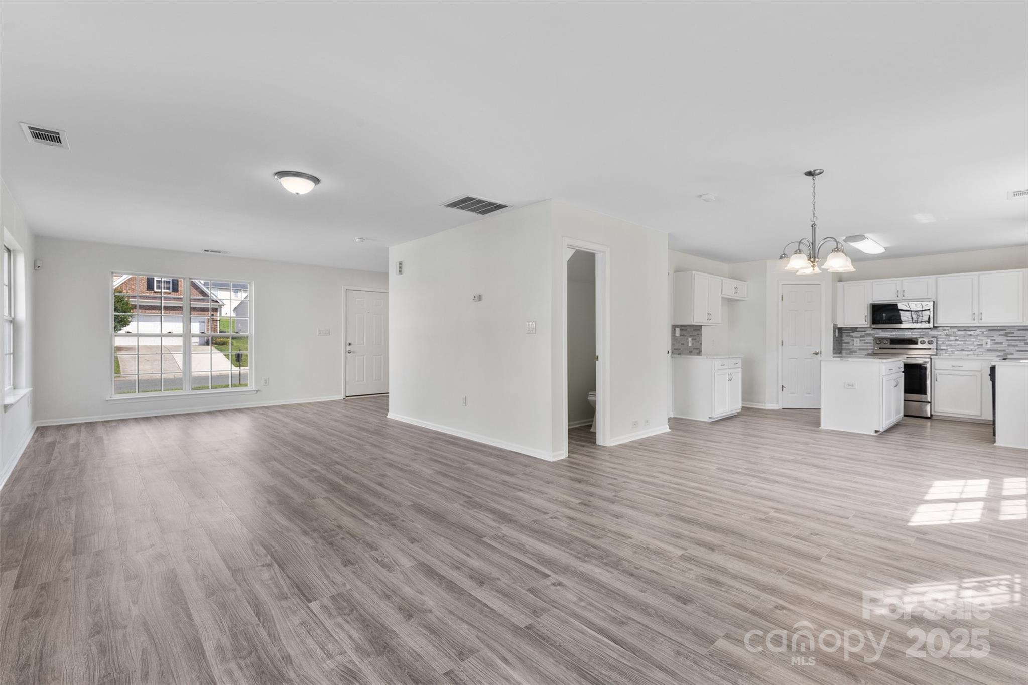 7212 Ravanna Drive Charlotte, NC 28213 - Photo 11 of 37