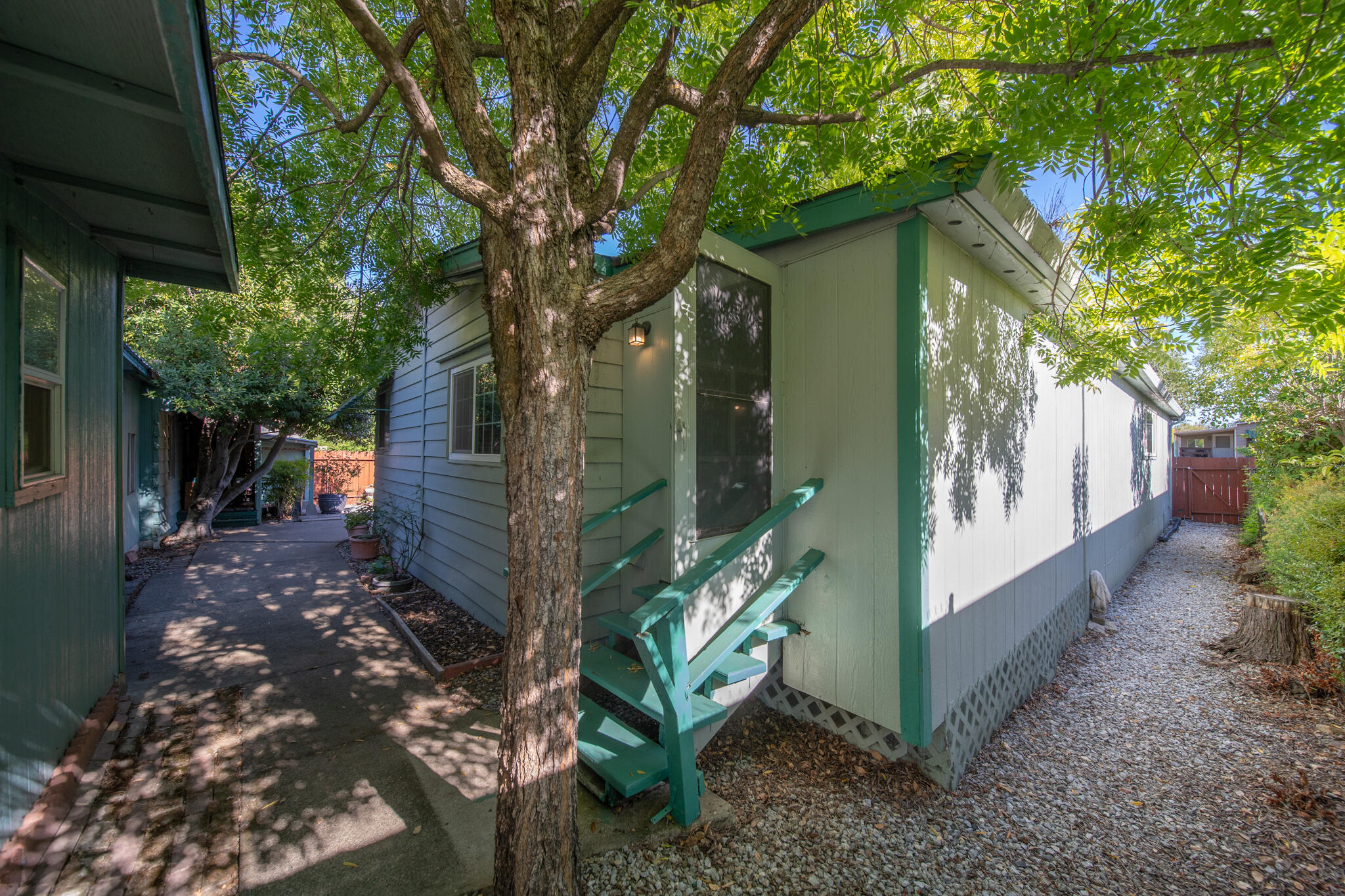 4412 Eagle Nest Road Redding, CA 96003 - Photo 19 of 33 EagleNestExt-05