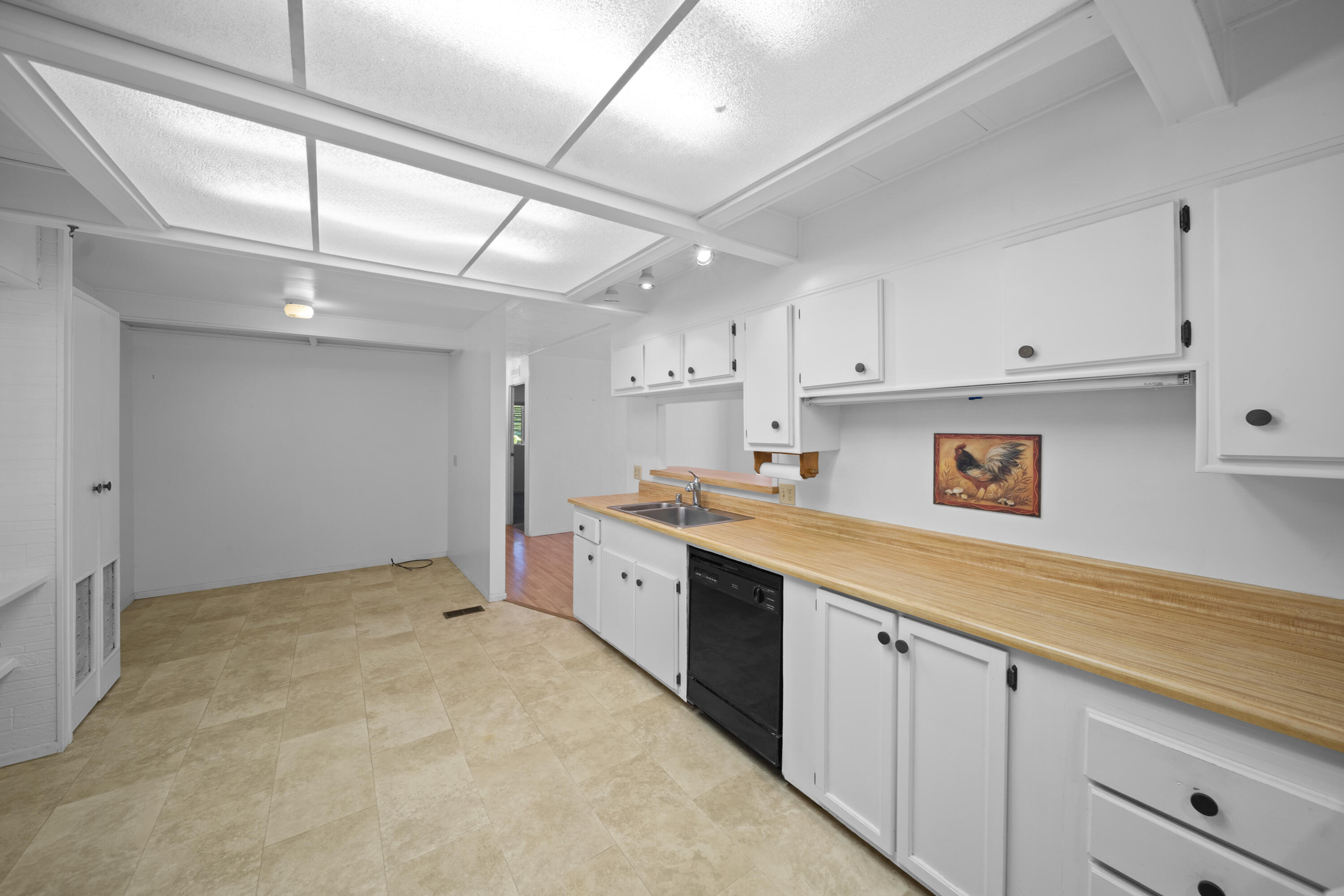 4412 Eagle Nest Road Redding, CA 96003 - Photo 6 of 33 DSC09848