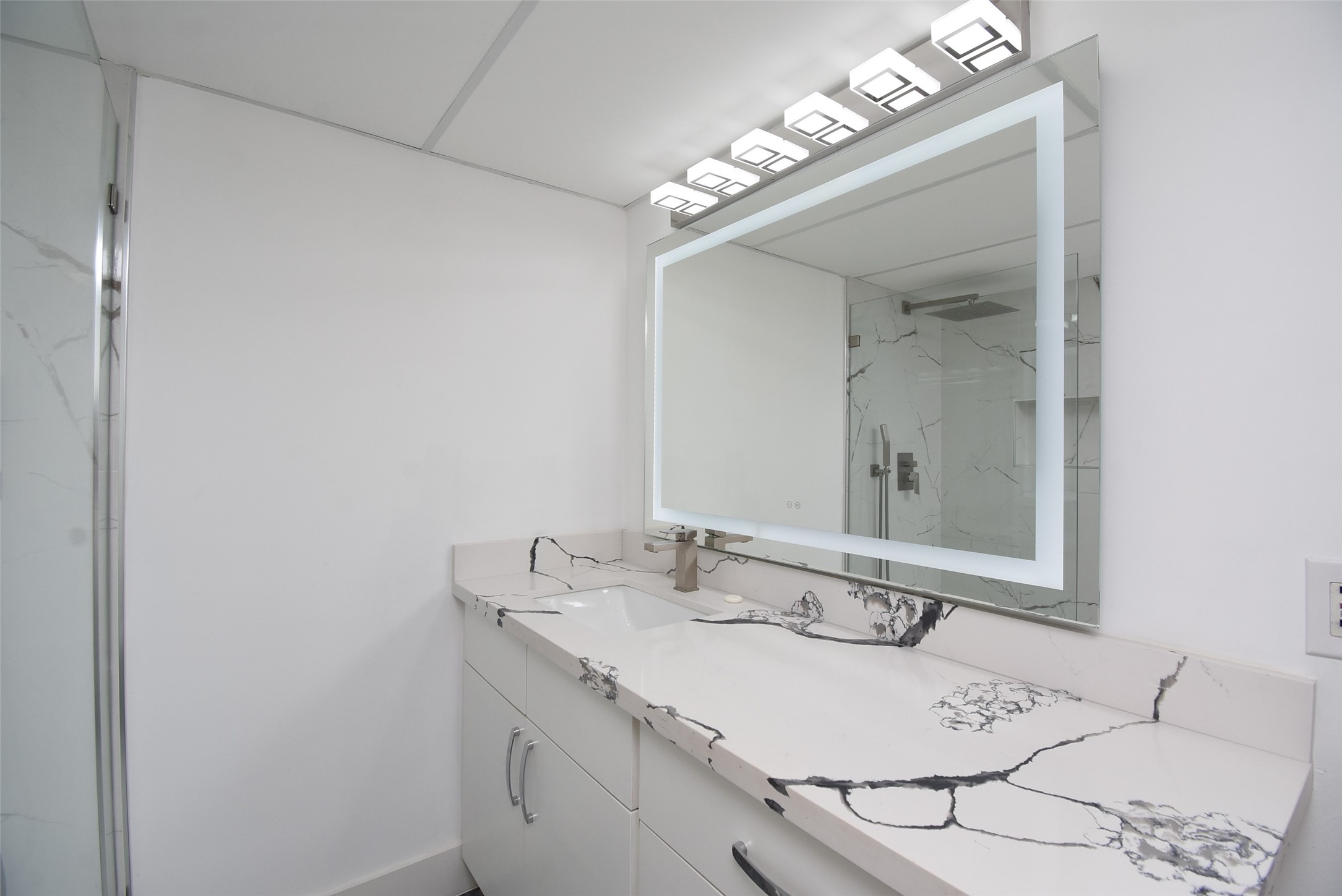 3350 McCue Road, Unit 2101 Houston, TX 77056 - Photo 20 of 50 Gallery Image 20