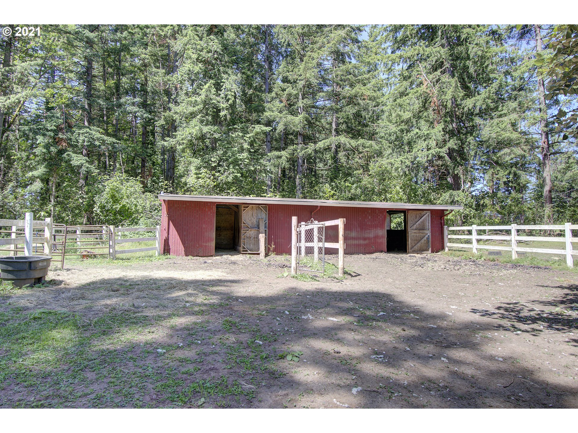 18921 South Grasle Road Oregon City, OR 97045 - Photo 3 of 32 Gallery Image 3