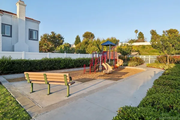 $965,000 | 4228 Conquistador, Oceanside, CA 92056