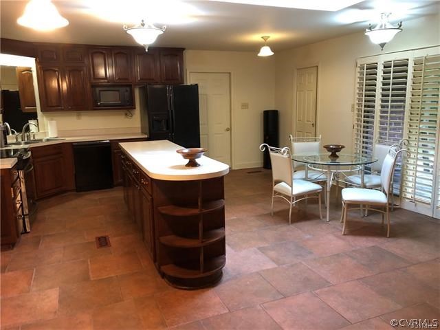 7650 Hunters Ridge Drive Prince George, VA 23875 - Photo 6 of 17 Gallery Image 6