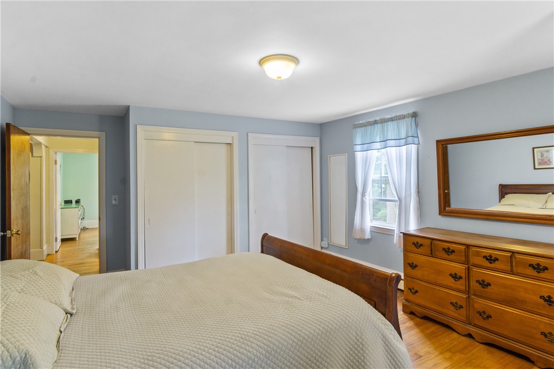 17 Rosedale Court Middletown, RI 02842 - Photo 14 of 28