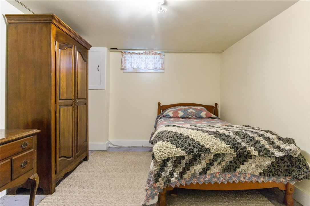 17 Rosedale Court Middletown, RI 02842 - Photo 23 of 28
