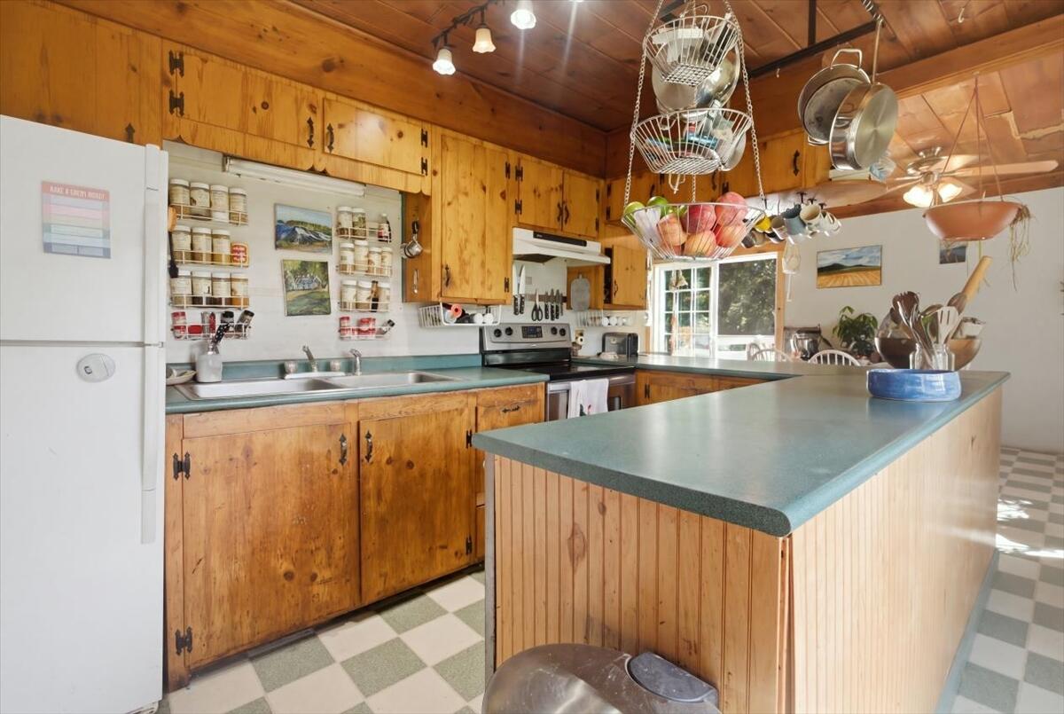 232 Paris Hill Road Buckfield, ME 04220 - Photo 10 of 68 30-02_Kitchen 04