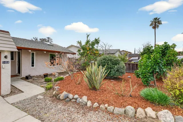 $1,100,000 | 5484 Entrance Drive, Soquel, CA 95073