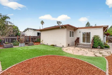 $1,100,000 | 5484 Entrance Drive, Soquel, CA 95073