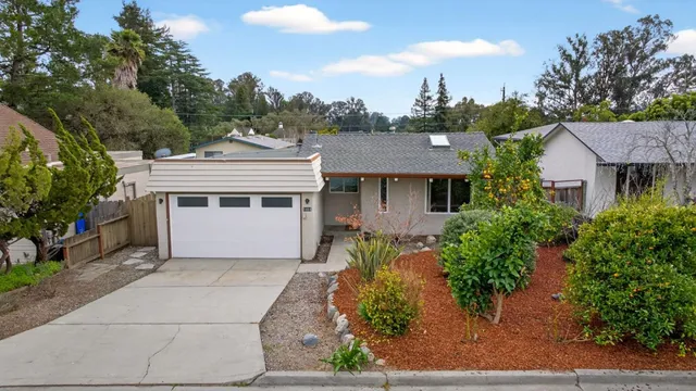 $1,100,000 | 5484 Entrance Drive, Soquel, CA 95073