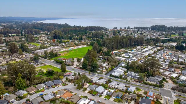 $1,100,000 | 5484 Entrance Drive, Soquel, CA 95073