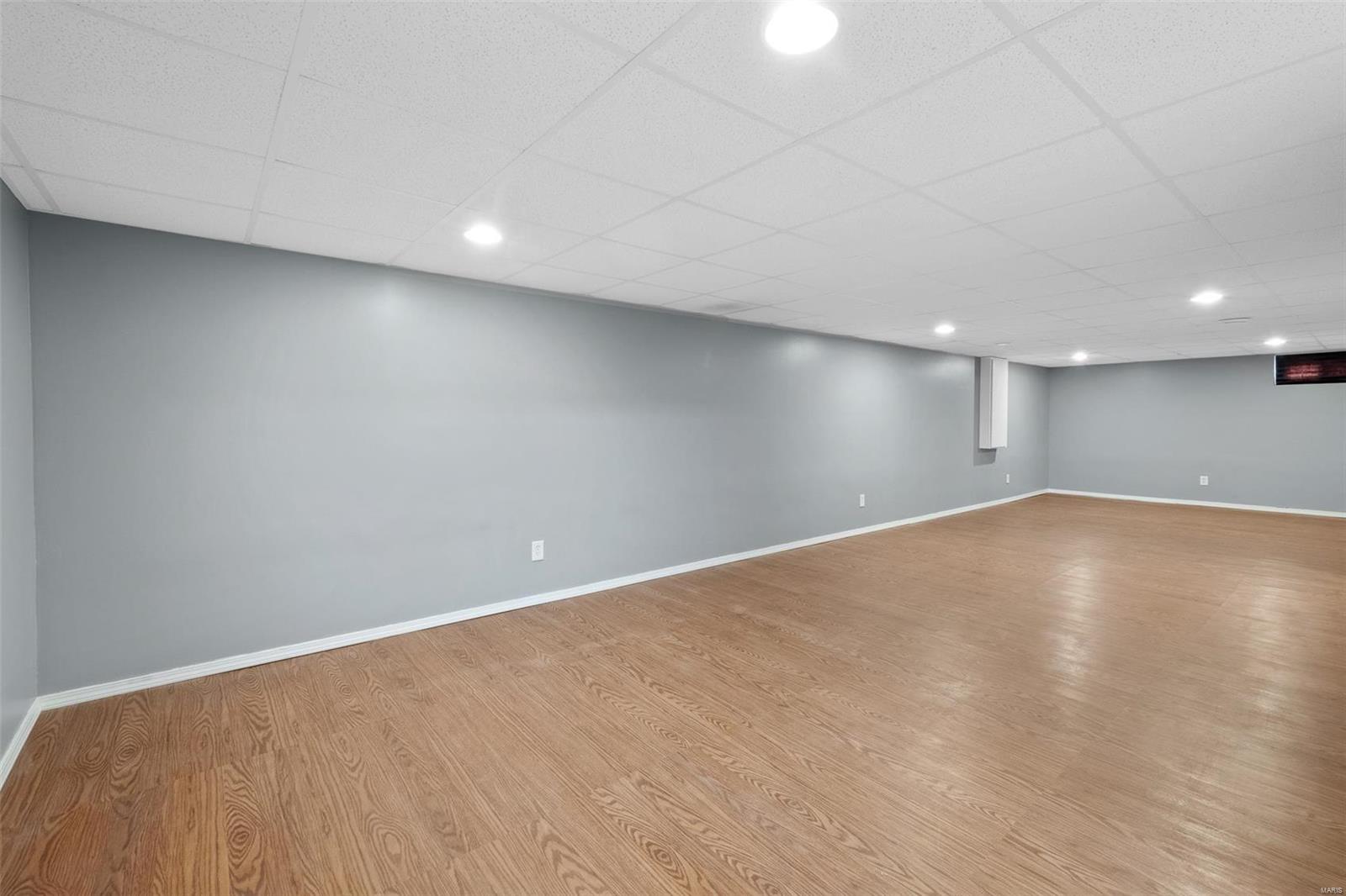 1215 Big Bend Road Ballwin, MO 63021 - Photo 21 of 31 Gallery Image 21