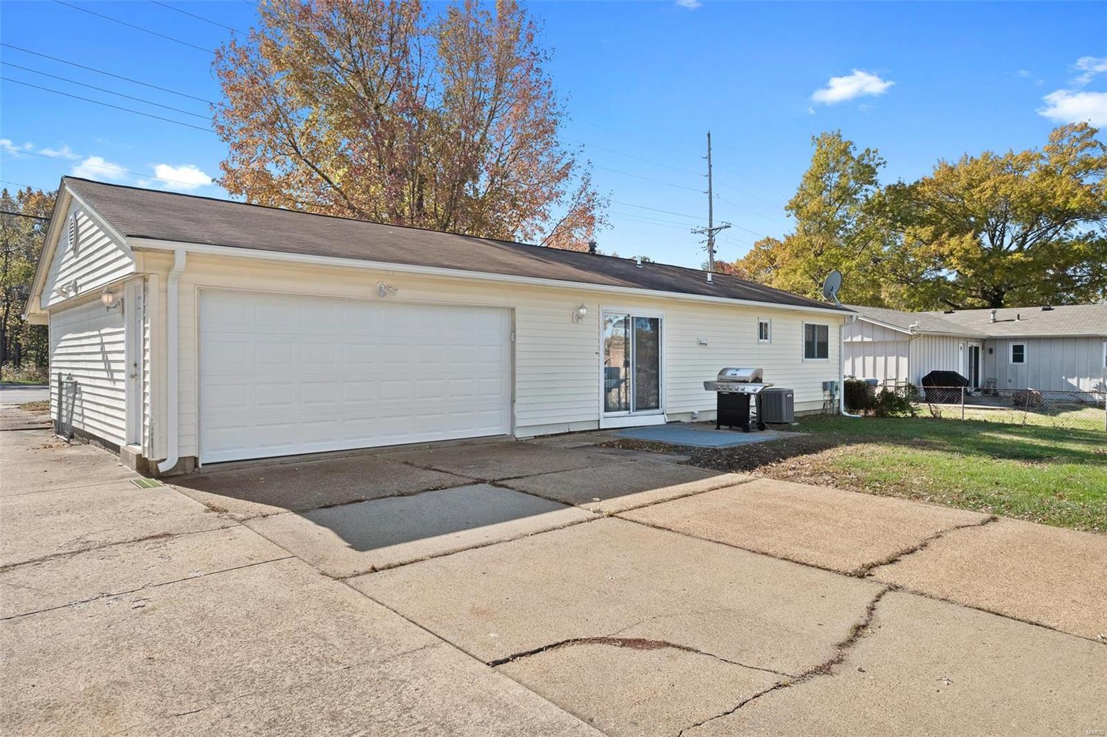 1215 Big Bend Road Ballwin, MO 63021 - Photo 28 of 31 Gallery Image 28