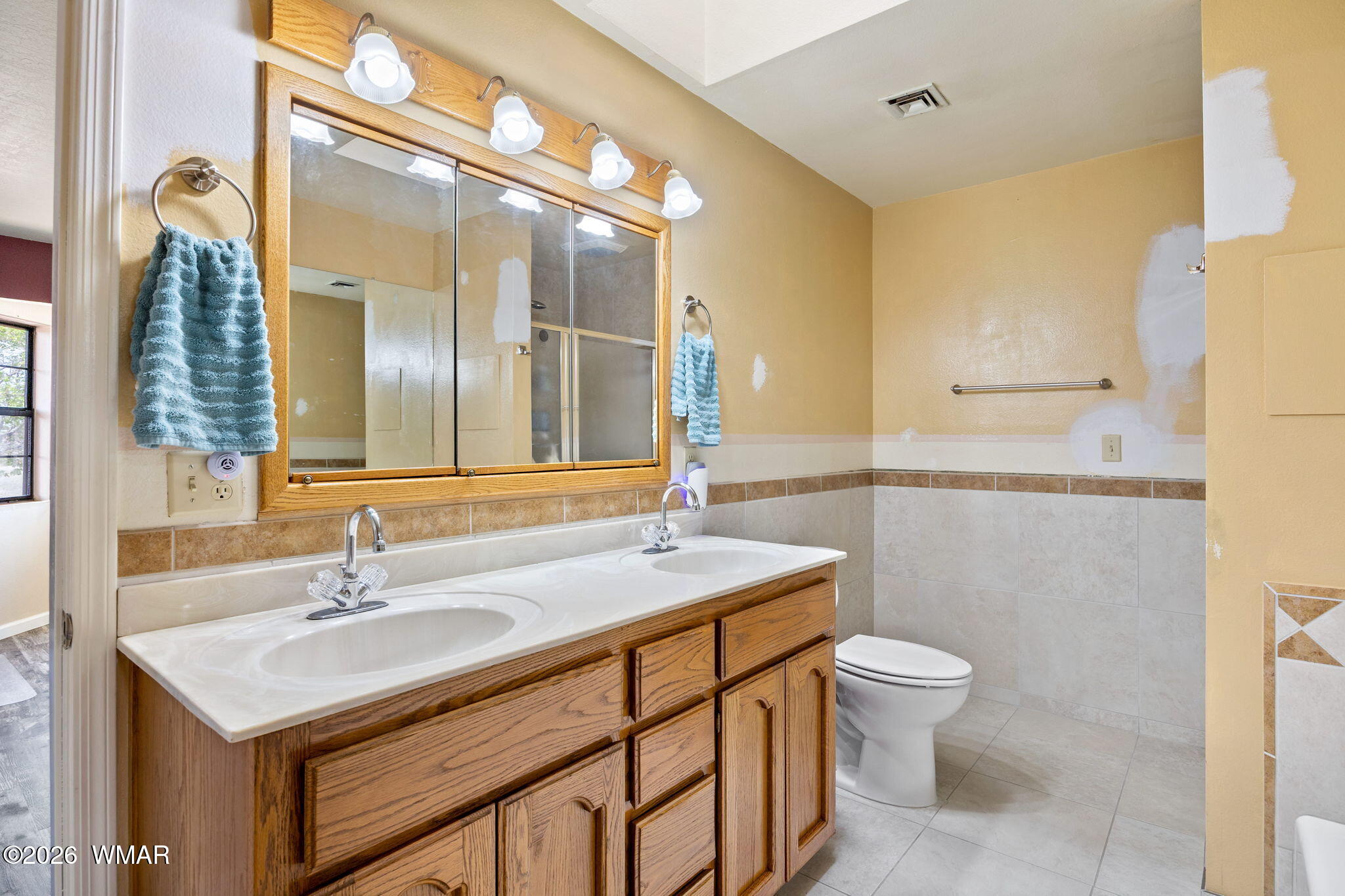 5335 Hay Hollow Road Snowflake, AZ 85937 - Photo 15 of 43 Primary Bathroom