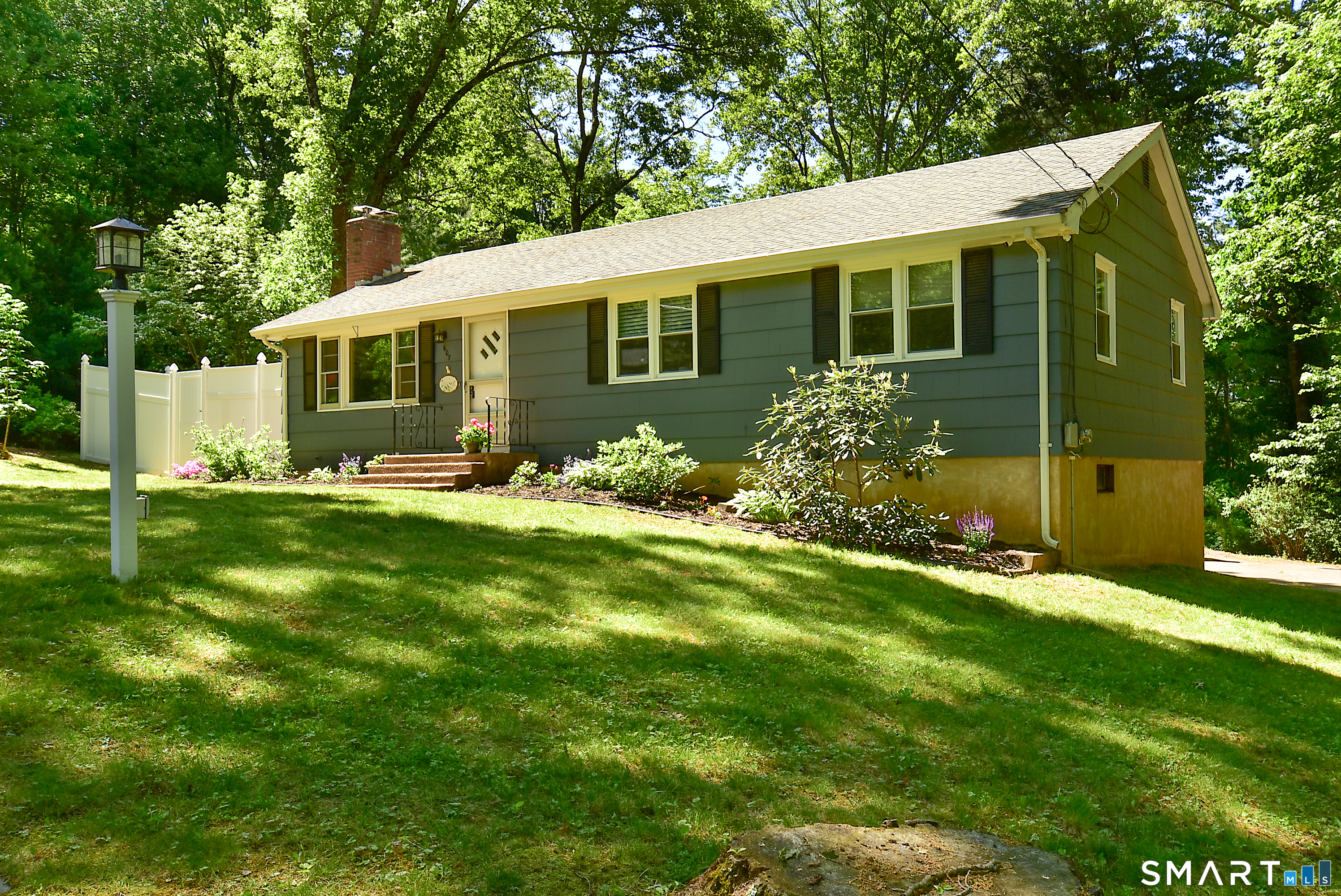 607 Old Post Road Tolland, CT 06084 - Photo 3 of 32