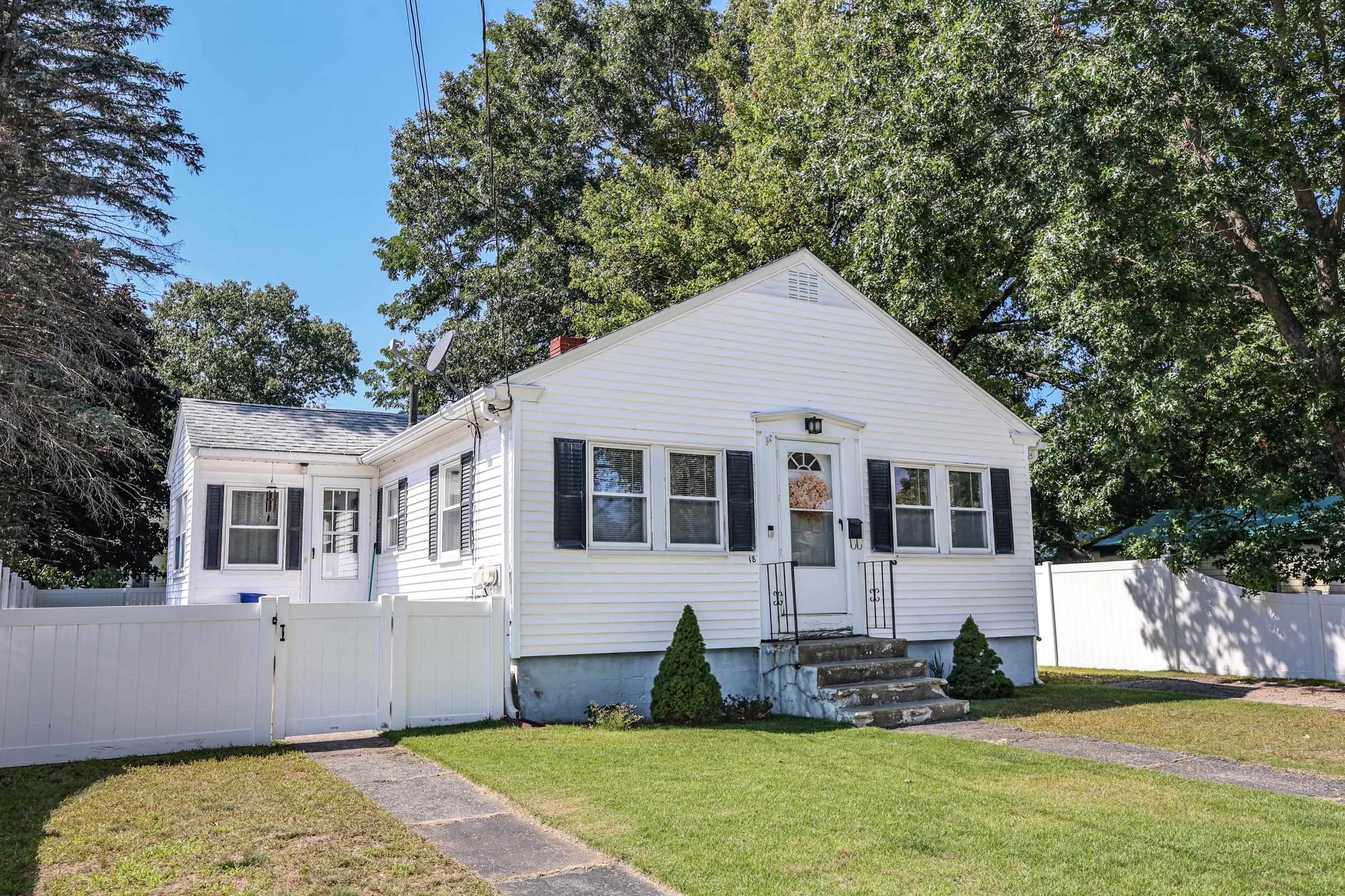 18 Provencher Street Manchester, NH 03102 - Photo 1 of 30