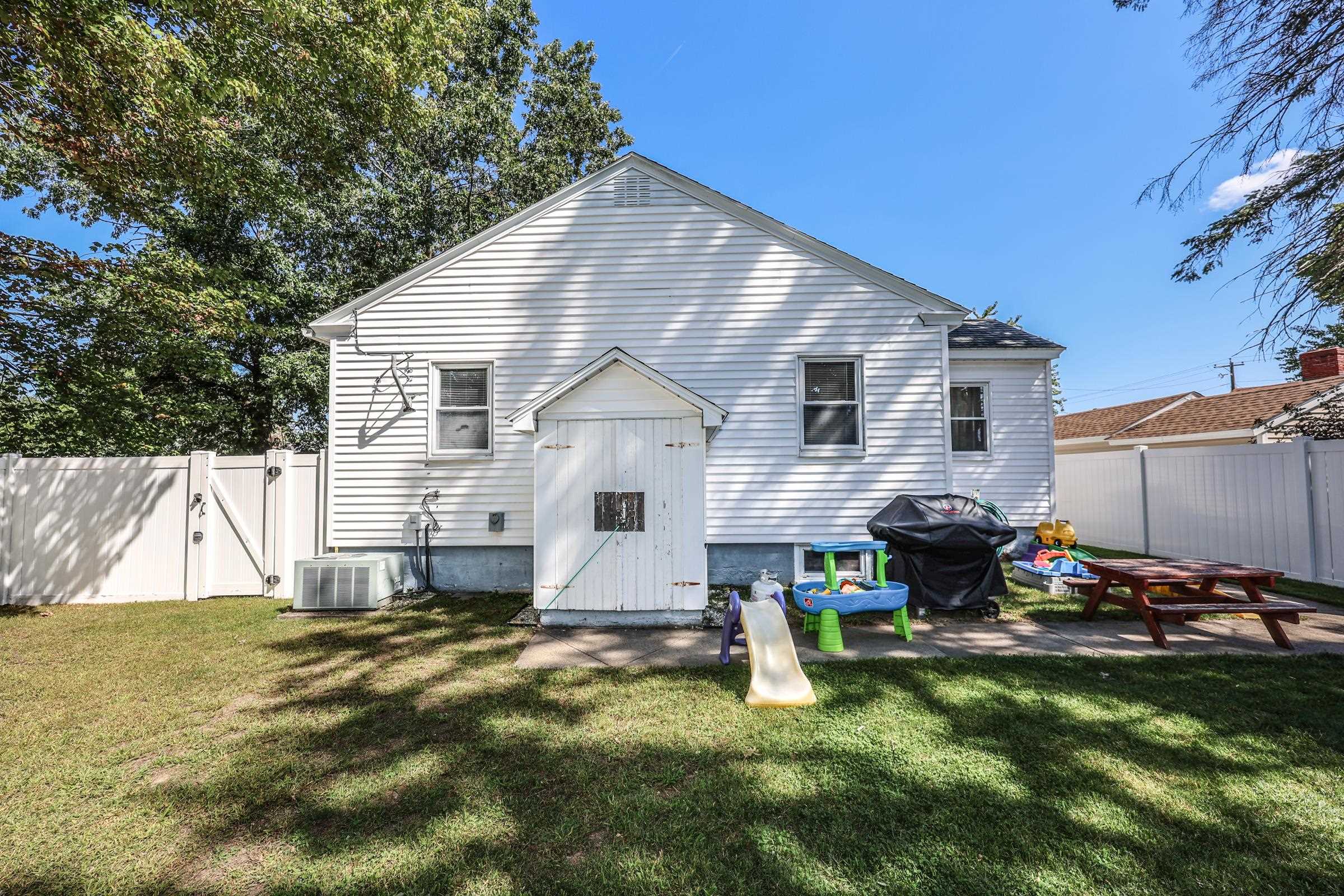 18 Provencher Street Manchester, NH 03102 - Photo 18 of 30