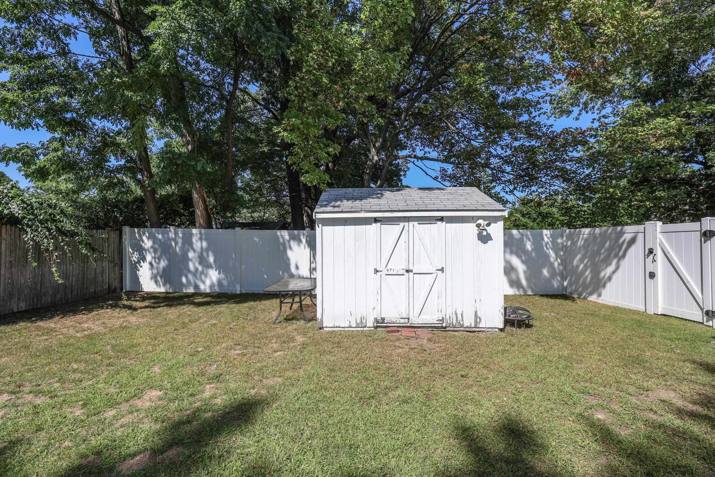 18 Provencher Street Manchester, NH 03102 - Photo 20 of 30