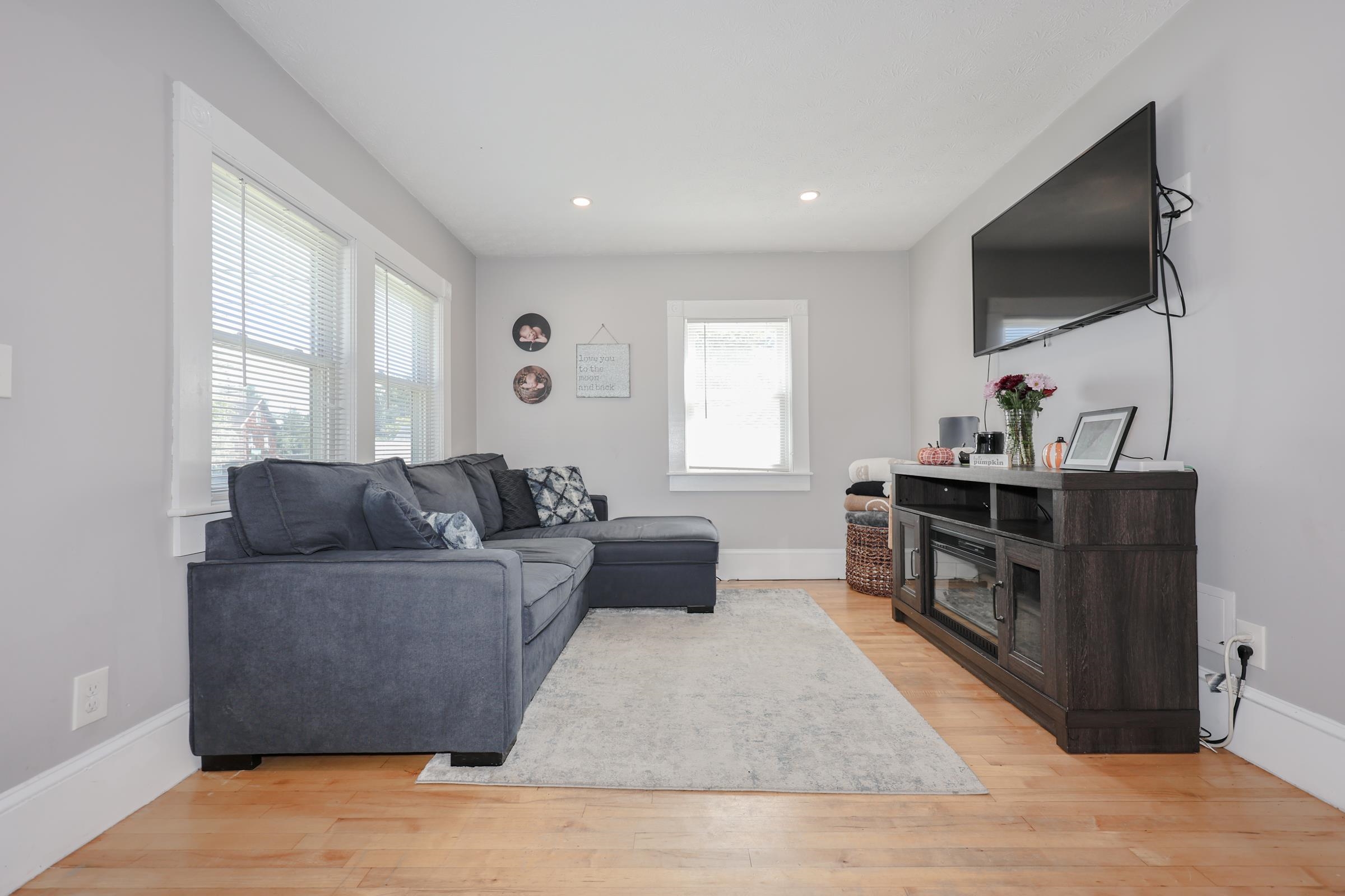 18 Provencher Street Manchester, NH 03102 - Photo 25 of 30